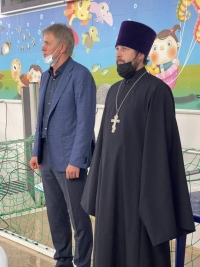 Руководитель Спортивного отдела епархии принял участие в открытии краевых соревнований по плаванию