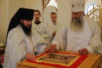 Глава Приамурской митрополии возглавил Чин великого освящения храма в честь иконы Божией Матери «Благодатное небо»