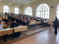 Лауреат Патриаршей литературной премии провел творческие встречи с педагогами и студентами Хабаровска