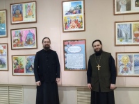 Открылась выставка работ победителей городского творческого конкурса «Краски Пасхи»