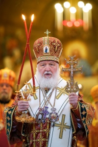 Владыка Артемий принял участие в Патриаршем богослужении в Храме Христа Спасителя