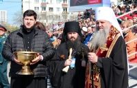 Правящий архиерей возглавил молебен за дарование Победы на генеральной репетиции Парада