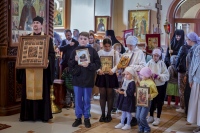 Экскурсией в Петропавловский монастырь начали учебный год в воскресной школе Елизаветинского храма