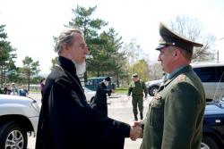 Встречают по уму, провожают - по сердцу.<br />