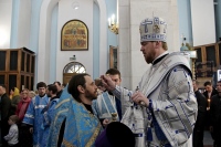 В канун праздника Благовещения Пресвятой Богородицы митрополит Владимир совершил всенощное бдение в Градо-Хабаровском соборе Успения Божией Матери