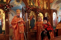 Во вторник Светлой седмицы митрополит Владимир совершил Пасхальное вечернее богослужение в храме святого благоверного князя Даниила Московского