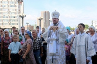 В праздник Преображения Господня митрополит Владимир совершил Божественную литургию в Спасо-Преображенском кафедральном соборе