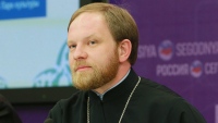 Пресс-секретарь Патриарха: без духовного оздоровления общество задохнется