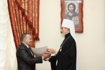 Правящий архиерей встретился с сотрудниками Управления федеральной миграционной службы по Хабаровскому краю. 19  августа 2012 г.