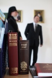 Подписание договора о сотрудничестве между Хабаровской духовной семинарией и ДФ Российской Правовой Академией. 13 сентября 2011г.