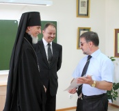 Подписание договора о сотрудничестве между Хабаровской духовной семинарией и ДФ Российской Правовой Академией. 13 сентября 2011г.