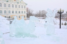 Создание ледовой композиции:  день третий. 23 декабря 2011 г.