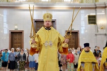 Божественная литургия в Спасо-Преображенском кафедральном соборе 27 августа 2017 г.