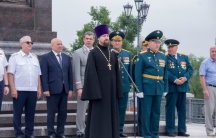 Священник благословил выпускников учебного центра ДВГУПС 13 июля 2019 г.