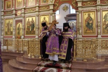 Всенощное бдение с чином Воздвижения Креста в Спасо-Преображенском кафедральном соборе 26 сентября 2019 г.