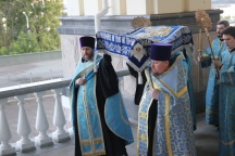 В канун праздника Успения Пресвятой Богородицы митрополит Артемий совершил всенощное бдение в кафедральном соборе Хабаровска 28 августа 2023 года