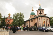 Митрополит Артемий совершил Божественную литургию в престольный праздник храма в честь святого благоверного князя Александра Невского 12 сентября 2023 года