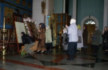 Икона Пресвятой Богородицы «Призри на смирение» в храмах Хабаровска (май 2007 года)